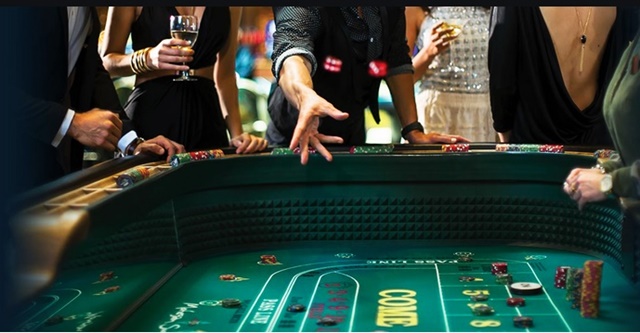 The Casino Lifestyle: Tales from High-Stakes Gamblers
